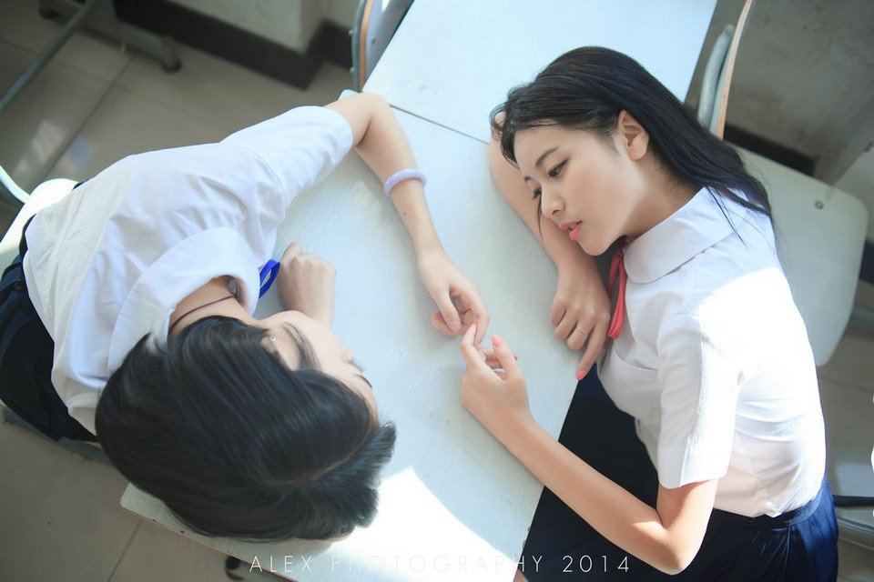 性感撩人的白色透视装美女浴室湿身人体艺术大尺度写真图片