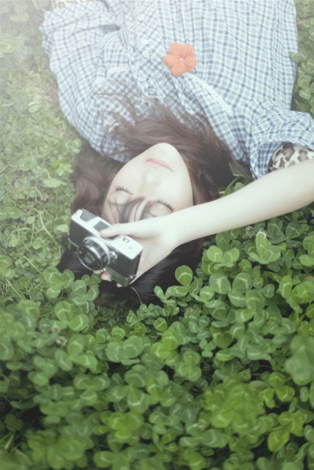 白色绣花旗袍美女嫩模丝袜美腿私房人体艺术写真图片合集