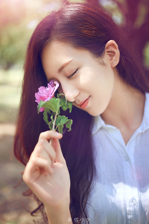 少妇迷人身姿  S曲线美 翘臀美女