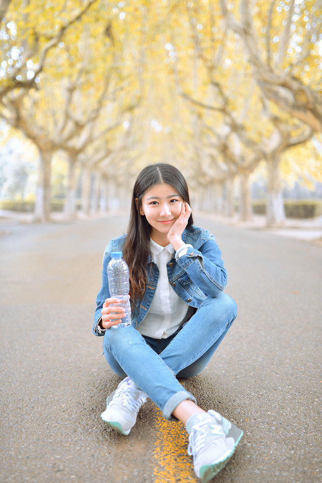 曲线美女  身材完美的极品美女