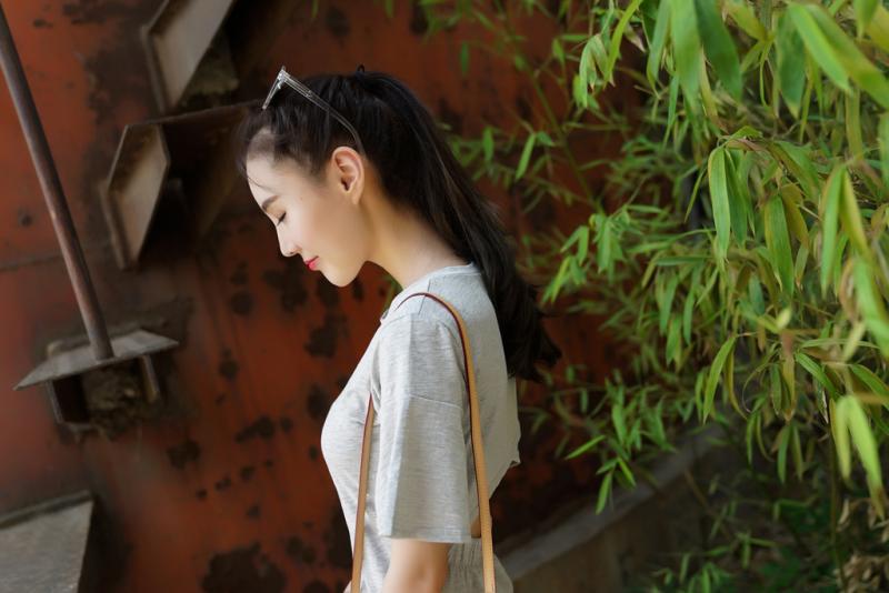情趣美女透明装 性感少妇纯情诱惑