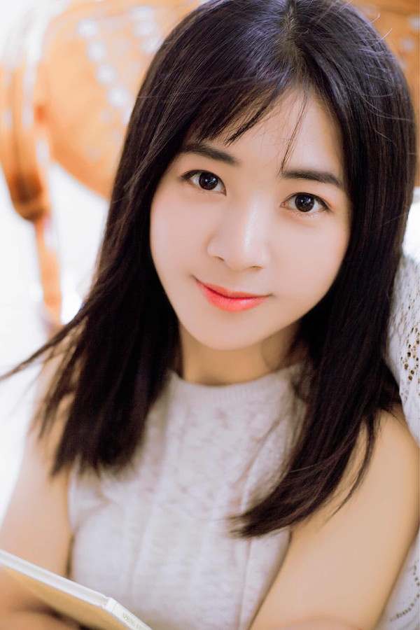 极品美女大胆诱惑性感高清美女写真