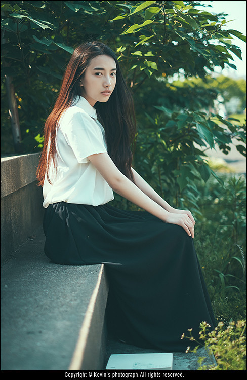性感美女酥胸外露魅惑私房写真图片